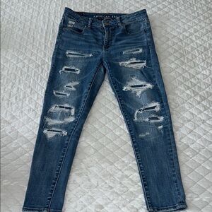 American Eagle Outfitters Women's Blue Distressed Jeans